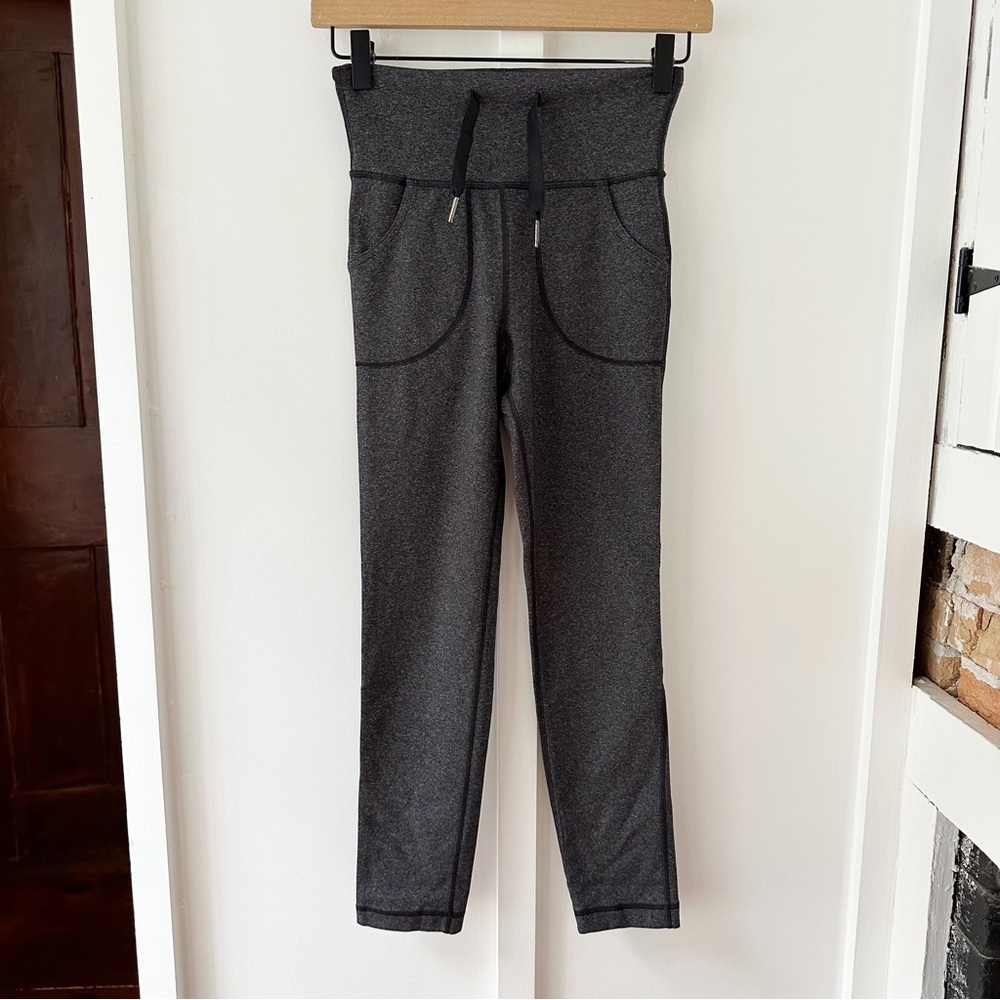 LULULEMON grey Will crop pant